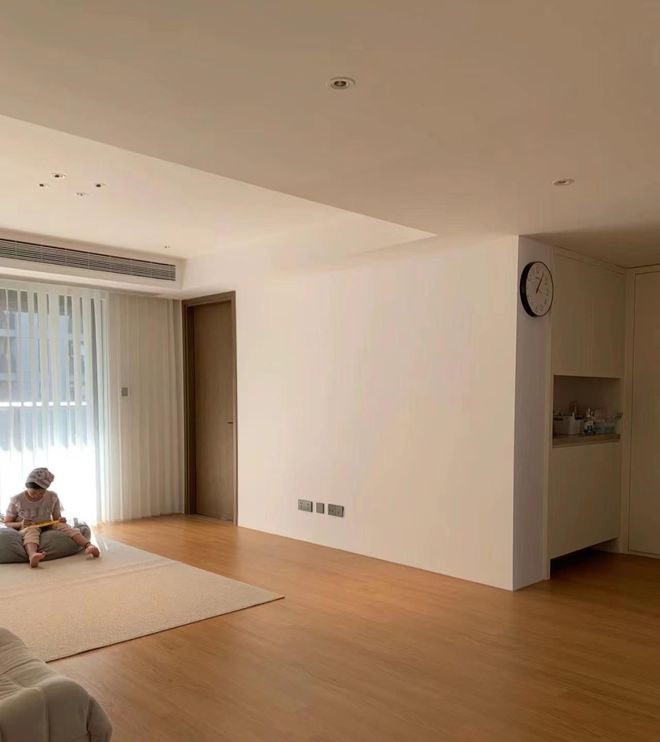 家务化装修走红全屋空无一物太干净了AG旗舰厅入口浙江一80后阿姨因去(图3)